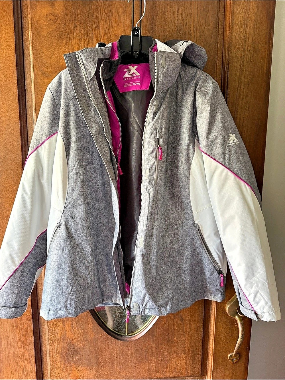 ZeroXposur Women's Color block, gray, white & pink. by Ski Jacket XL NWT
